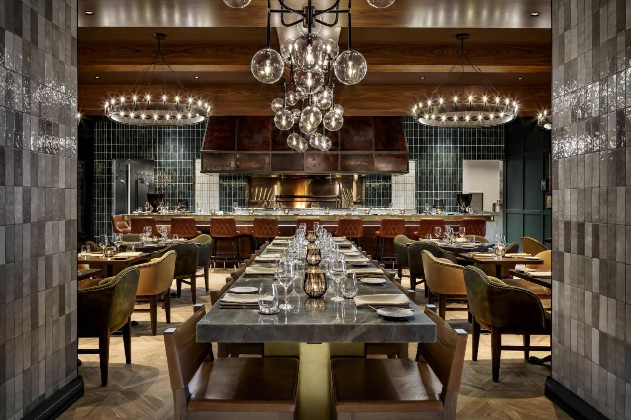 Jw Marriott Edmonton Ice District Hotel Bagian luar foto
